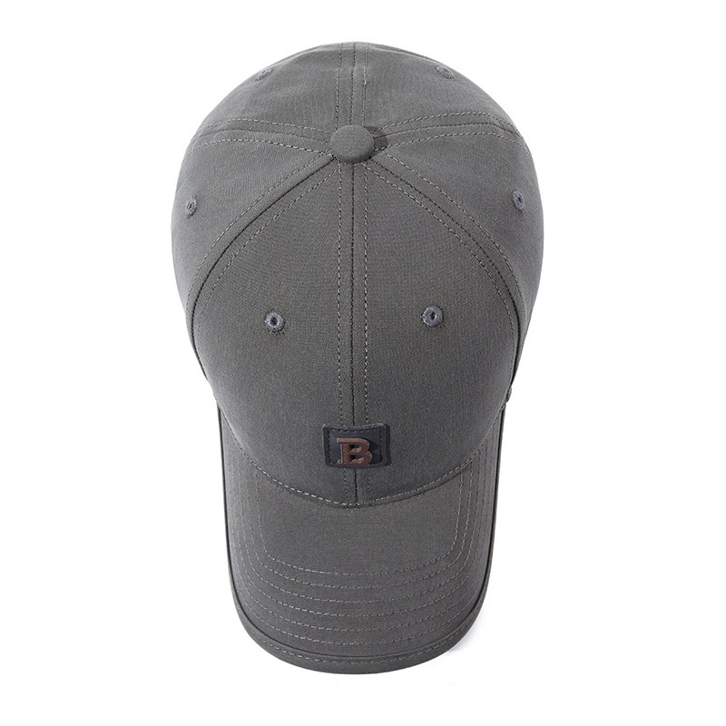 Versione coreana della nuova lettera ricamata con patch da baseball di mezza età in primavera autunno, lingua d'anatra semplice e versatile_voghion.com