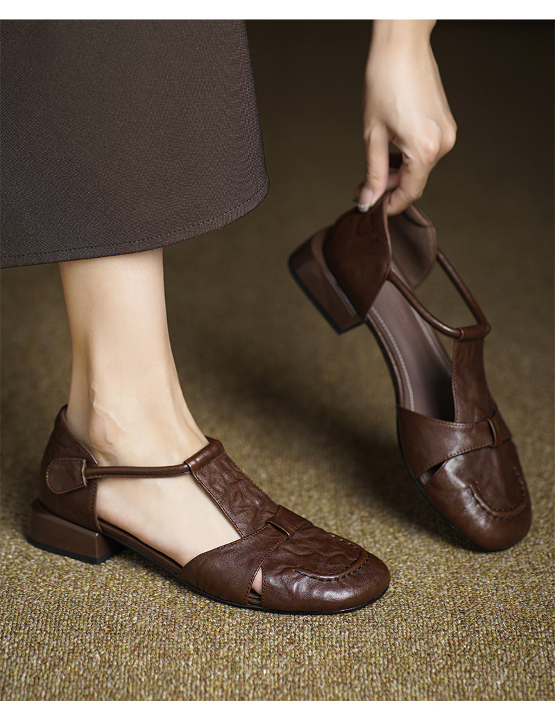 Dép sandal nữ da bò kiểu retro quai chữ T, mũi kín, gót thấp — màu nâu chi tiết 10