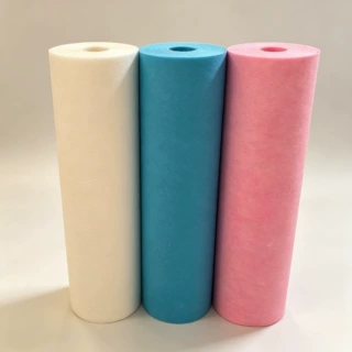 35克PE淋膜PP纺粘无纺布 医用隔离衣原料 一次性防护面料大卷
