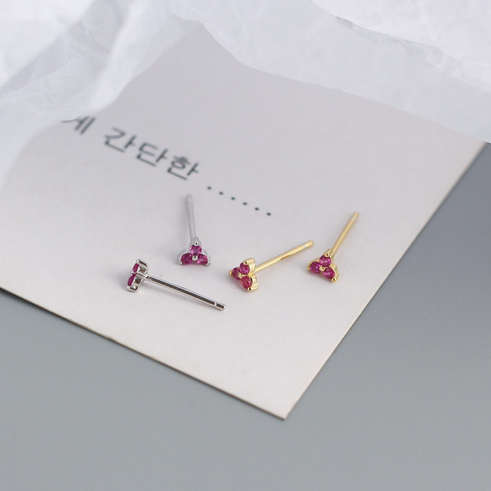 Boucles D&#39;oreilles Diamants Trèfle Géométrique En Argent Sterling S925 En Gros Nihaojewelry display picture 3