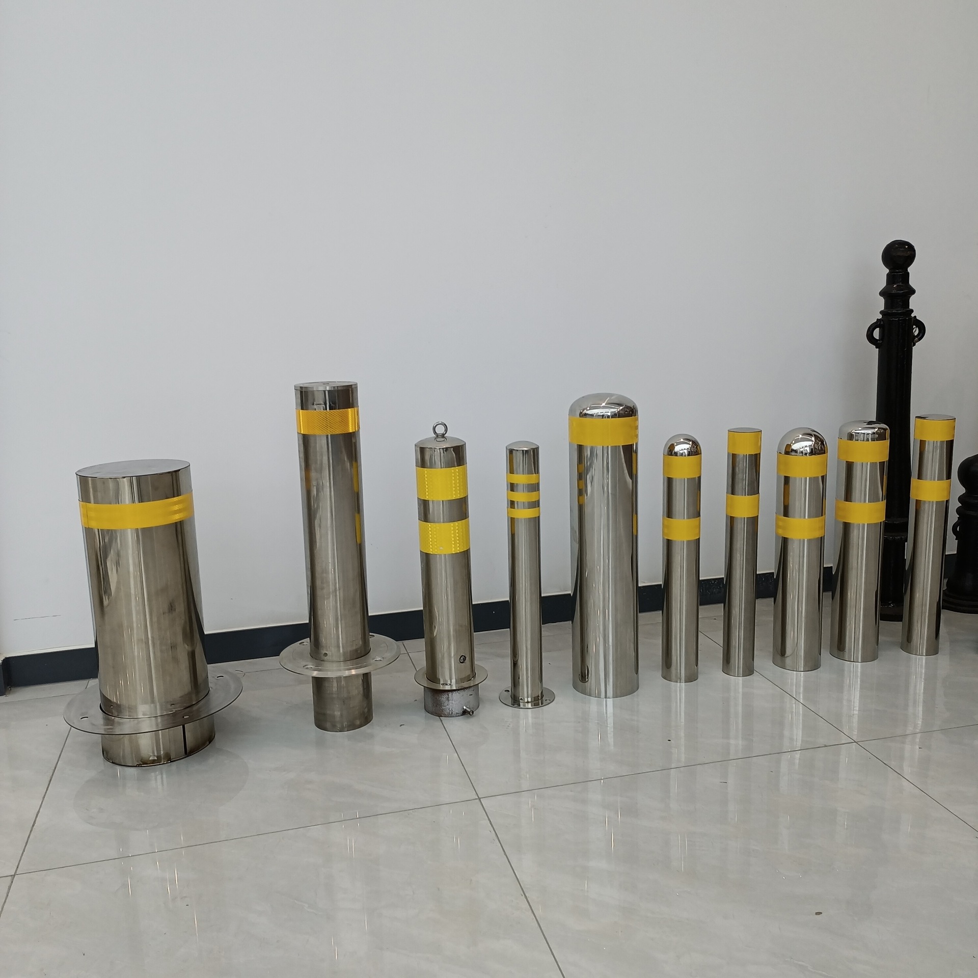 源头厂家不锈钢警示柱路桩商场道路止车柱加厚隔离桩固定预埋车档