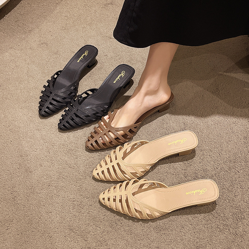 Cross-Border Personalized Retro Roman Sandals 2025 Spring and Summer Black Hollow Women's Shoes Pointed Toe Flat Heel Toe Shoes