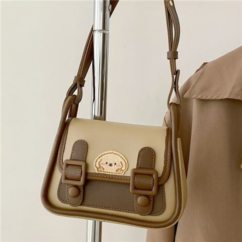 카키색(펜던트 제외)