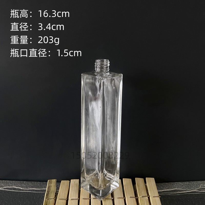 Botella rectangular