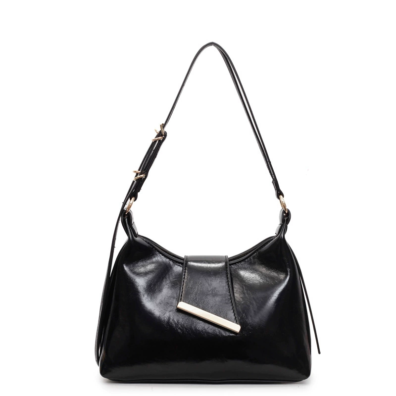 Capacious underarm bag, shoulder bag, high-end