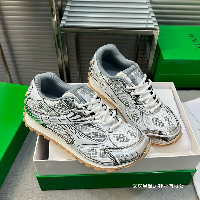 Wang Yibo's Same Style Silver Dad Shoes for Women, Summer New Thick-Soled Heightening Retro Mesh Breathable Sports Shoes for Men