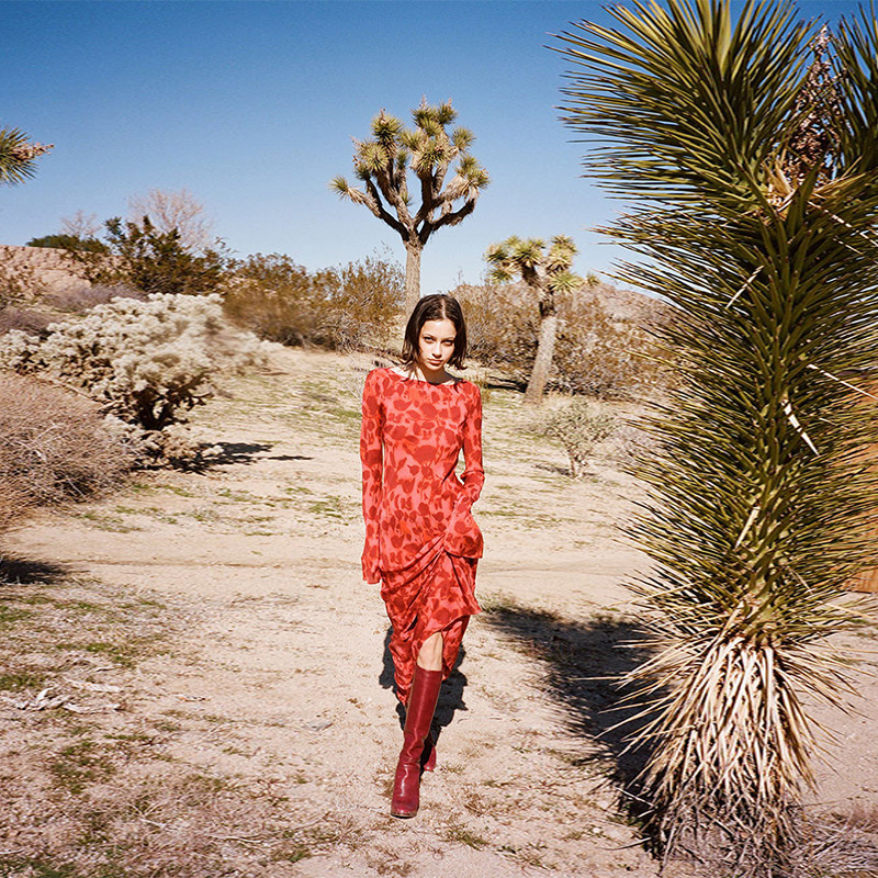 Spot 720 New Summer Style 2023 Red Printed Silk Blue Long-Sleeved Long Dress Sun Protection Holiday Style for Women