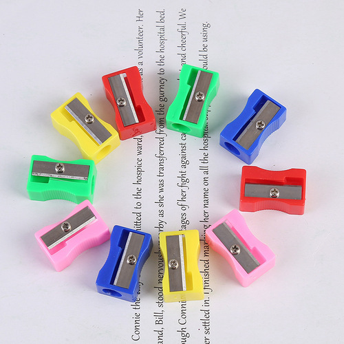 Plastic rectangular pencil sharpener for students, small square pencil sharpener, 641 pencil sharpener pencil sharpener