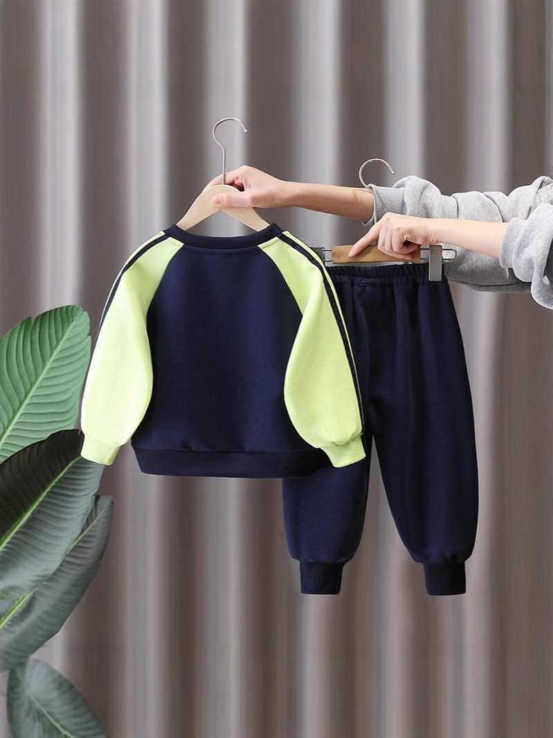 Conjunto de Sudadera para Niños 7686, Primavera y Otoño 2026, Ropa Estampada para Niños, Conjunto Deportivo Informal de Dos Piezas