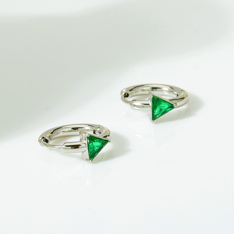 1 Pair Quantity Holiday, Daily Occasion 1 Pair Simple Style Triangle Inlay Titanium Steel Zircon Earrings