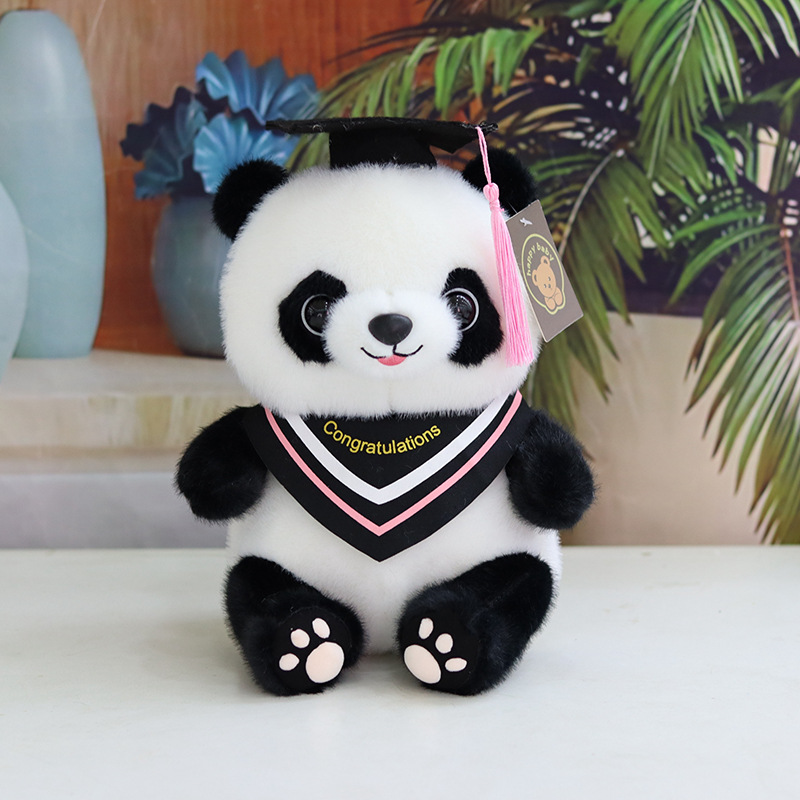 Nuevo regalo de graduación Dr. Panda Doll Peluche Panda Doll Peluche Panda Doll Boutique Agarrador Puede agregar LOGO
