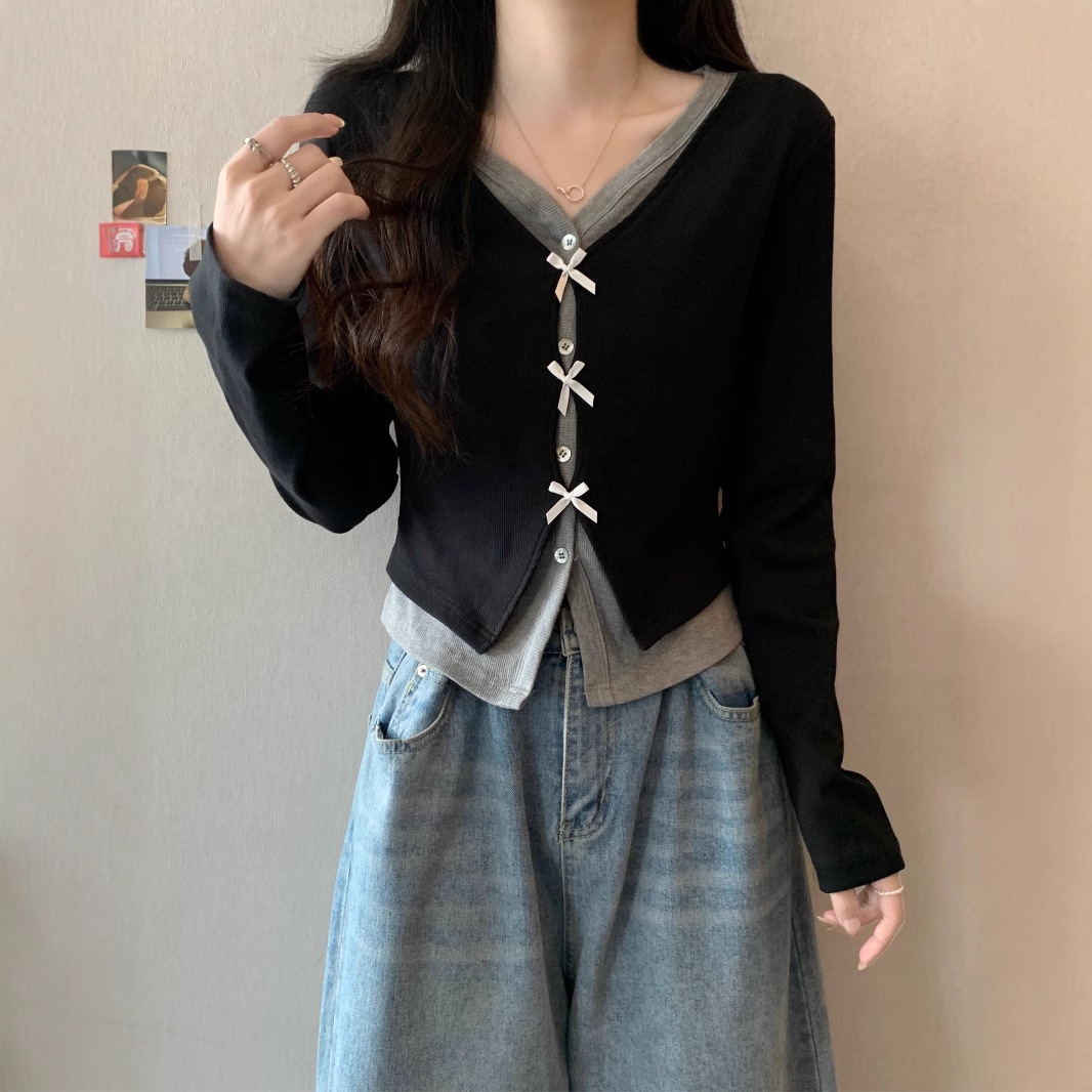 플러스 사이즈 통통한 MM2024 초가을 새로운 프랑스 디자인 활 니트 셔츠 블랙 가짜 2 피스 긴팔 탑