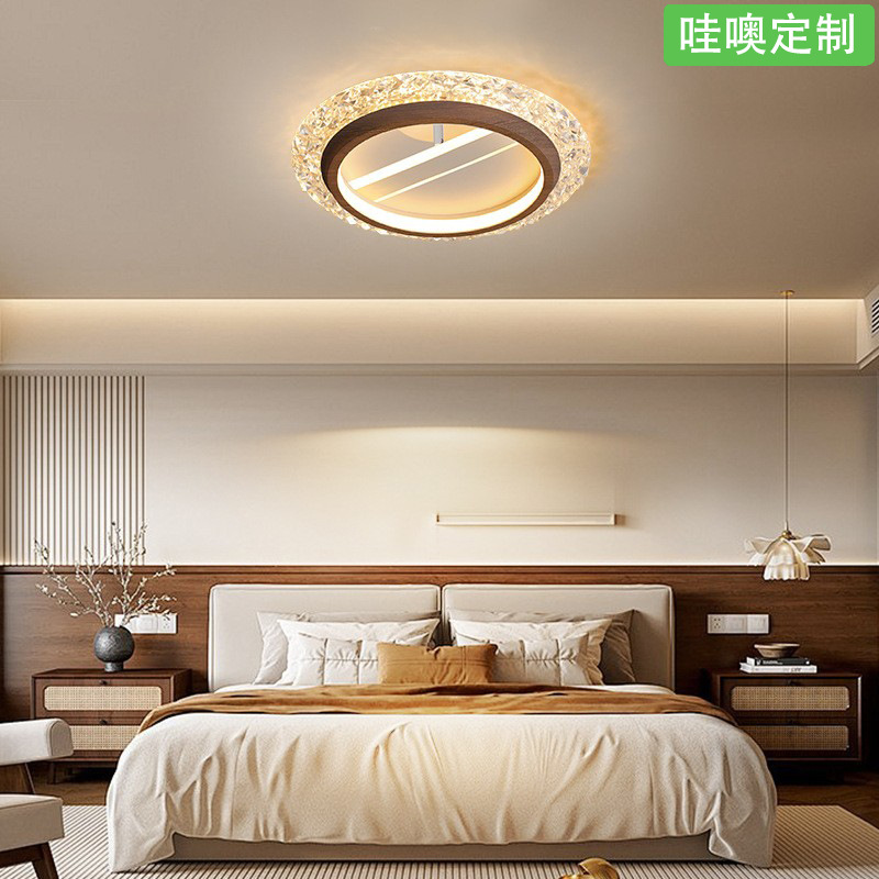 Luz principal de Zhengyu, simple, moderna, creativa, lujosa y ligera, estilo medieval, 2025 nueva lámpara de techo de cristal de protección de ojos