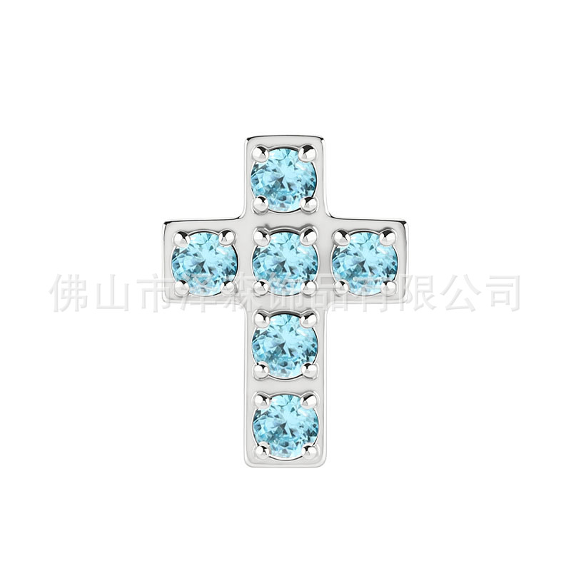 Labret piercing jewelry detail image