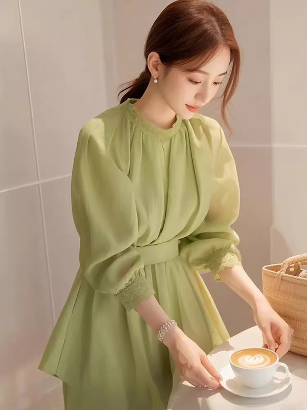 Xiaoxiangfeng グリーンレースシャツデザインハイエンドレディース 2025 春夏新作ドーパミンシフォンシャツ|undefined