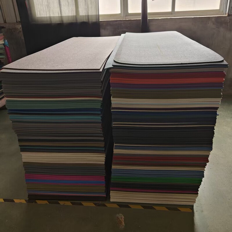 Factory clearance inventory micro-defective tail high density pvc yoga mat shock absorption sound insulation fitness rope skipping mat