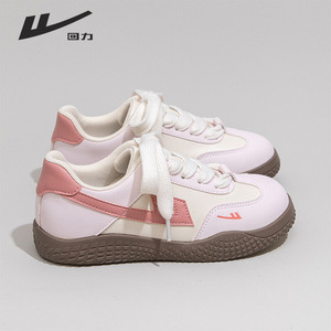 Zapatos de suela gruesa de terciopelo caliente, zapatos de moda, zapatos de algodón, zapatos casuales de otoño y invierno para mujeres de alto valor