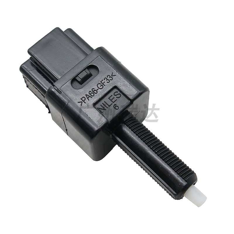 25320 - AX00C 25320JN00A 25320 - AX00E Aplicable al interruptor de luz de freno del modelo Nissan