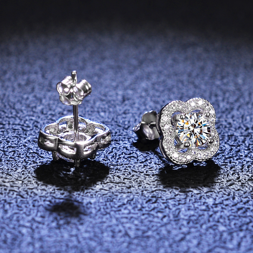 Simple Style Flower Sterling Silver Inlay Moissanite Zircon Ear Studs display picture 3