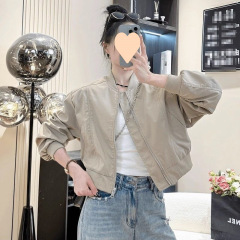 早秋女短款百搭休闲夹克上衣小个子简约时尚立领棒球服运动外套潮