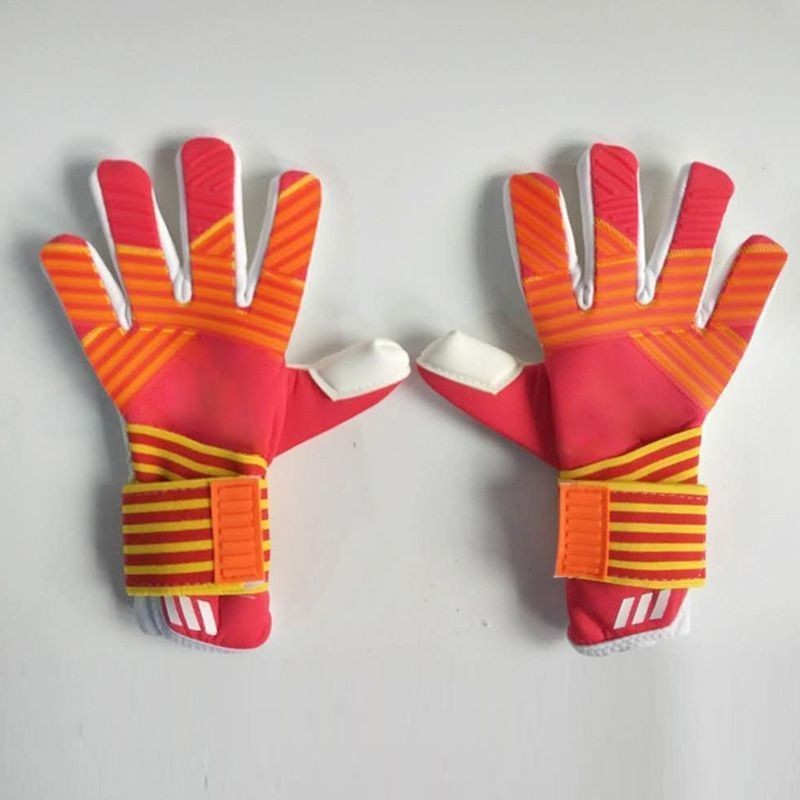 Professional Football Goalkeeper Gloves With Wrist Support Latex_voghion.com