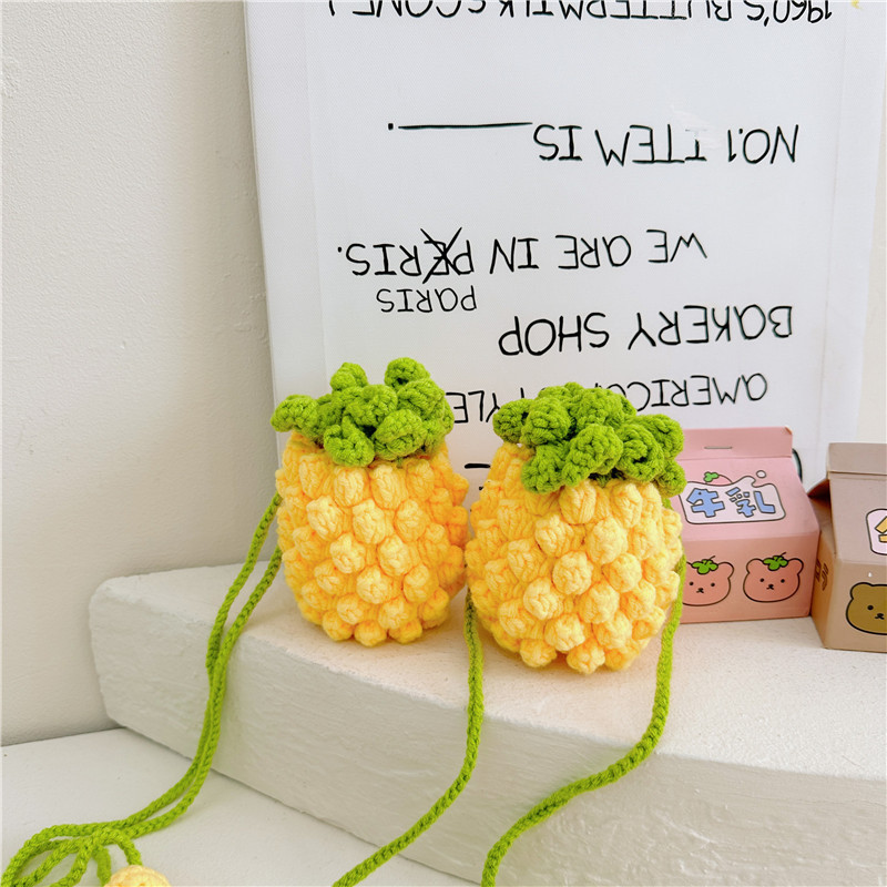 儿童包2023新款创意菠萝造型手工针织毛线包洋气男女童超小斜挎包