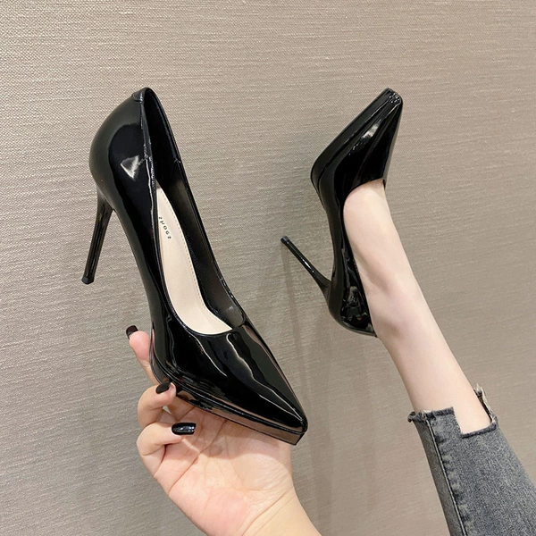 Black (patent leather) 11CM