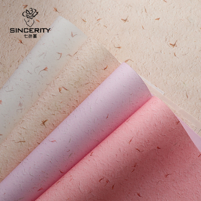 Papel de pétalo desmenuzado de pensamiento de siete colores Papel Dongba Papel floral Papel Fenghua Ramo Papel de embalaje Flores de alta calidad