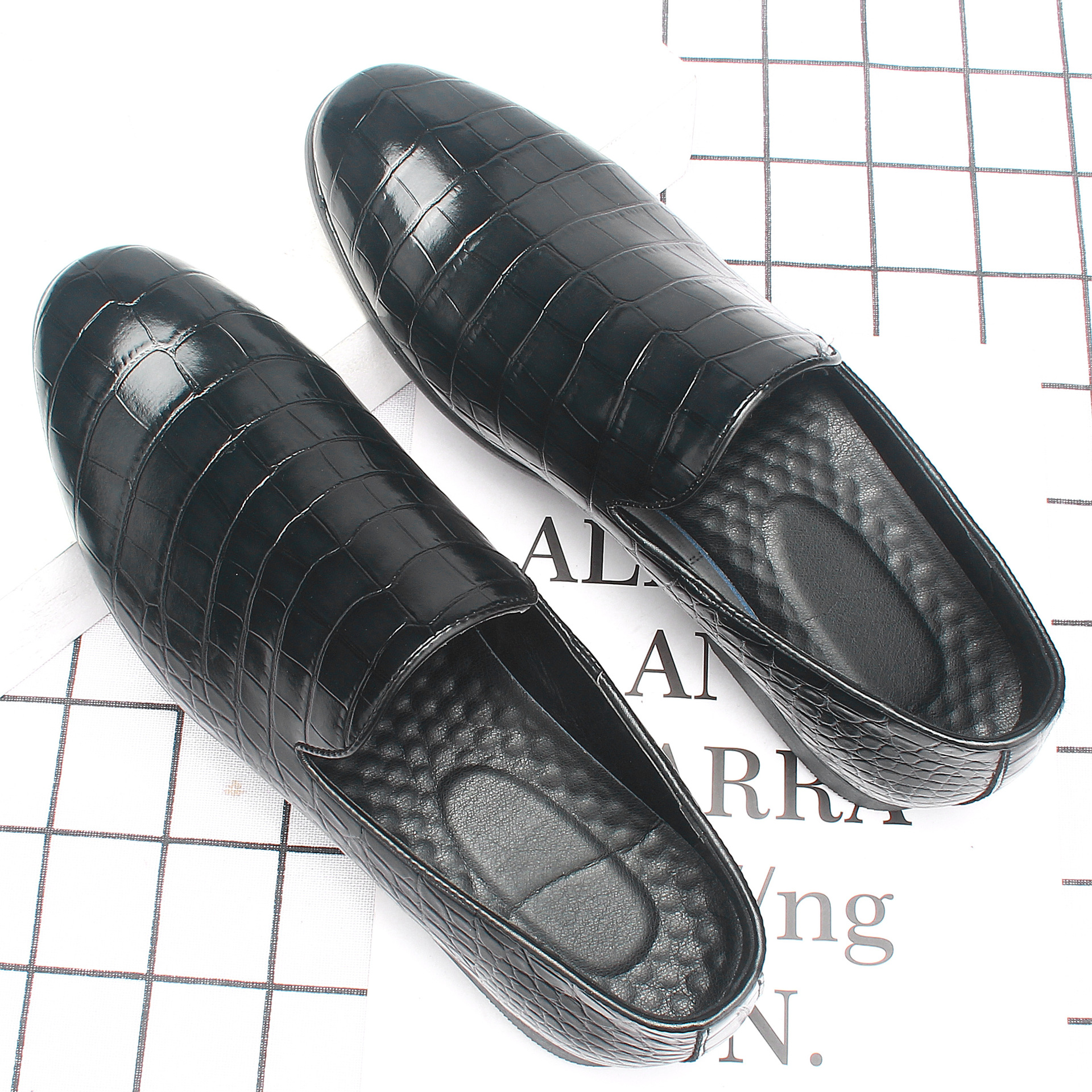 2022ճЬʱװѥ߳ɫмͷƤЬ72