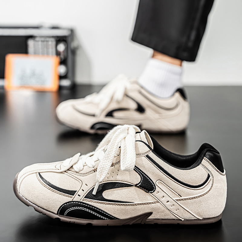 2025 primavera nuevo retro zapatos de entrenamiento alemanes, zapatos blancos de fondo plano, zapatos deportivos ligeros, zapatos casuales al por mayor