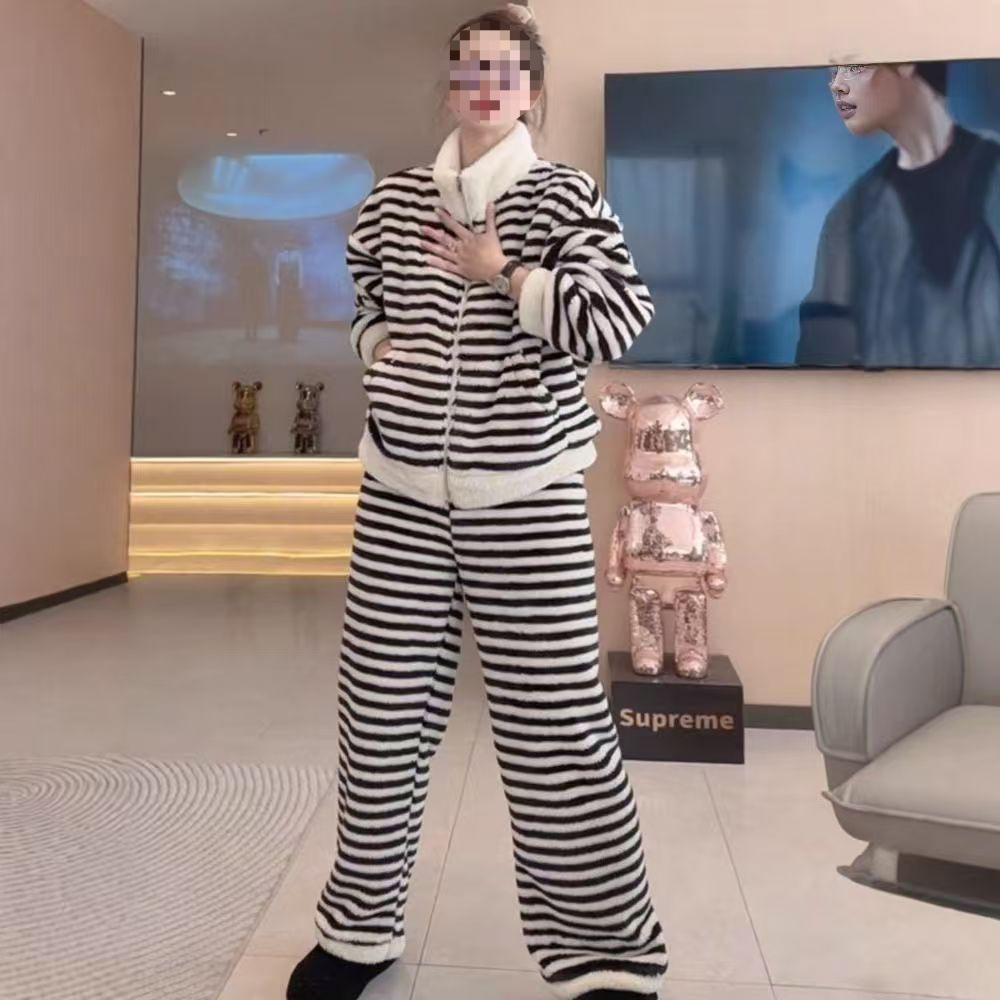 Set de coral de terciopelo grueso abrigo de invierno nuevo pijama a rayas de viento simple 160 jin chaqueta superior