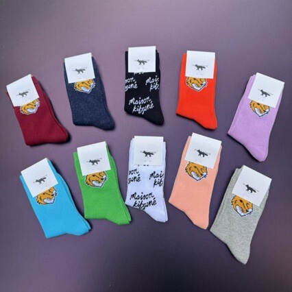French Trendy Letter Jacquard Mk Style Fox and Tiger Socks, Multi-Color Cotton Mid-Calf Socks, Couple Style, Street Fashion French Trendy Letter Jacquard Mk Style Fox and Tiger Socks, Multi-Color Cotton Mid-Calf Socks, Couple Style, Street Fashion