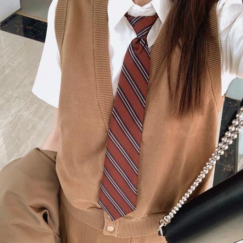 Wine Red Striped Tie for Girls, College Style, No Iron Shirt, School Supplied Tie, Accessory Bow Tie