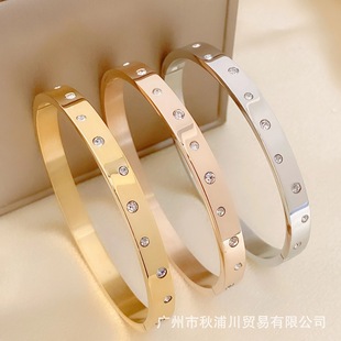 �n��r���荲��P����C��С��Ƕ���|Ů�֭h�羳�Ʒ