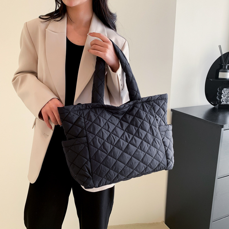 Cotton Bag Women's 2023 South Korea New Arrival Rhombic Portable Tote Bag Light Down Bag Nylon Large Bag General Bag Shoulder Bag Cotton Bag Women's 2023 South Korea New Arrival Rhombic Portable Tote Bag Light Down Bag Nylon Large Bag General Bag Shoulder Bag