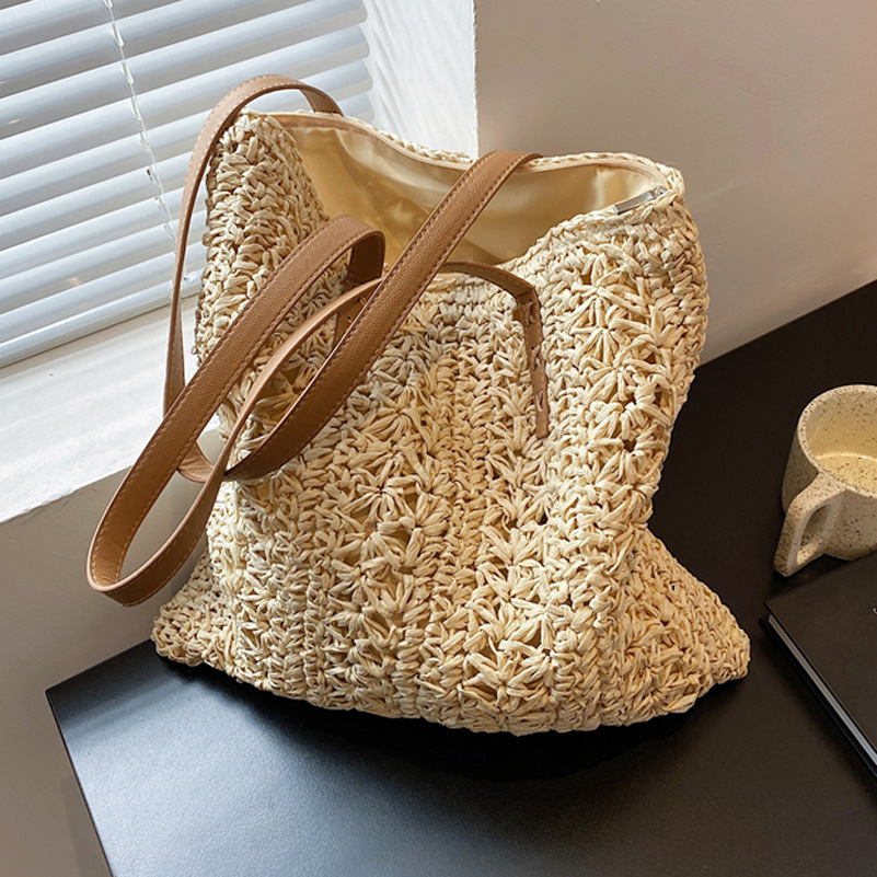 Summer retro capacious straw beach one-shoulder bag