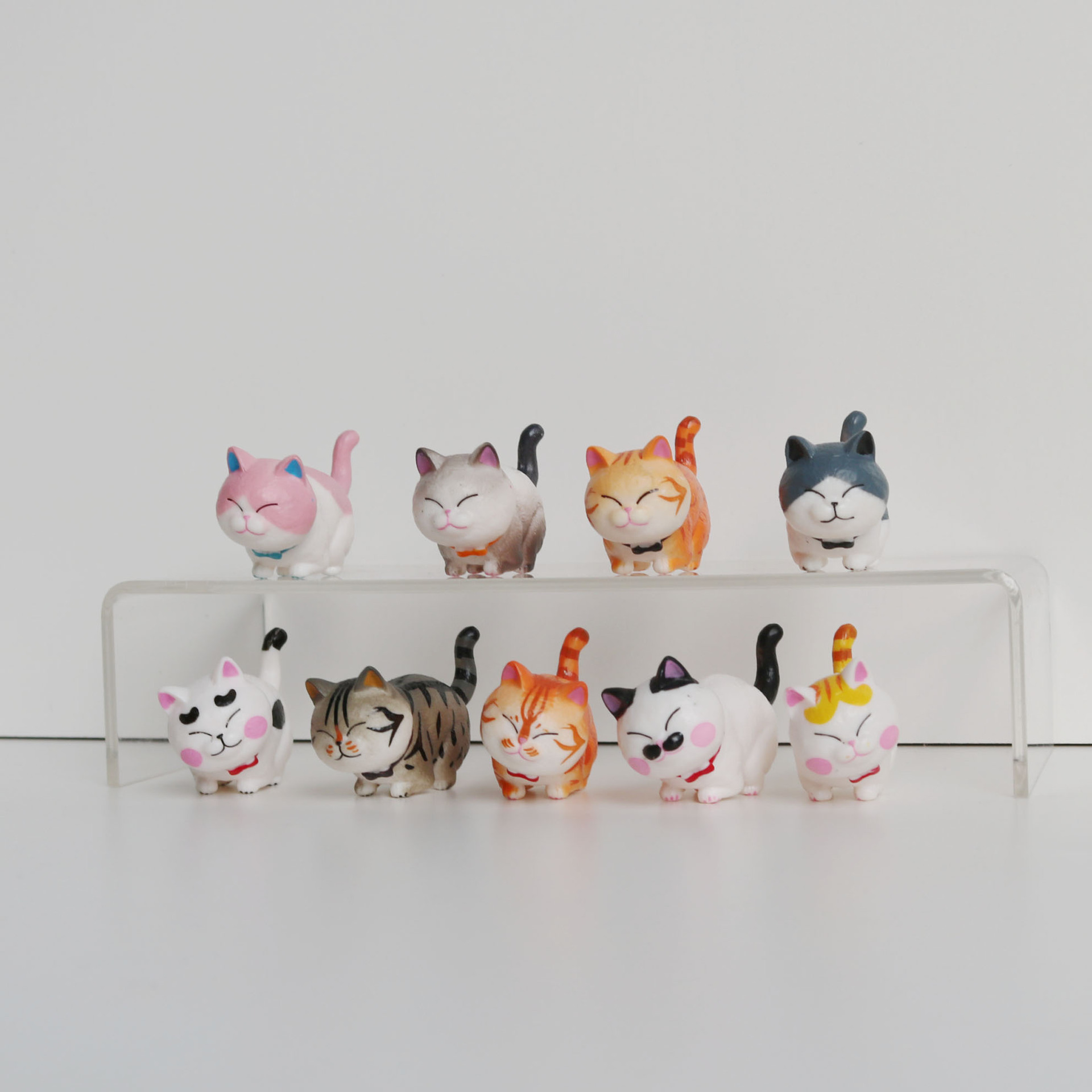 Una variedad de opcional gato coche adornos trenzado gato huevo gato adornos gato creativo regalo muñeca regalo