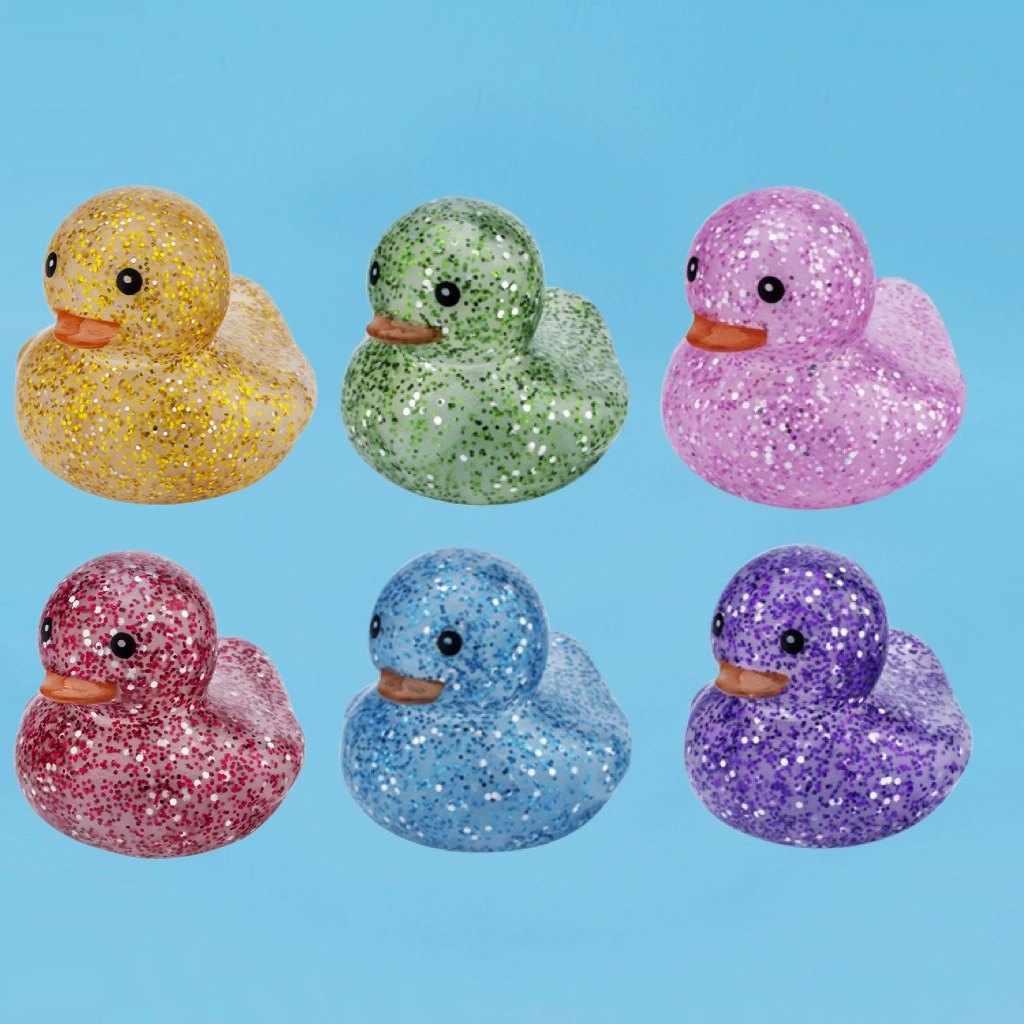 Соседство с той же маленькой желтой утиной блесткой цветной утки