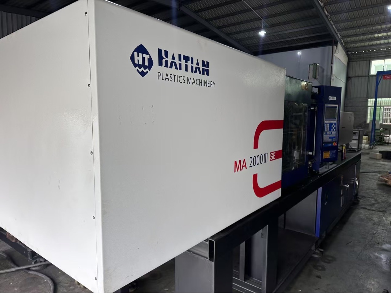 9成新   海天三代200 吨原装伺服电机