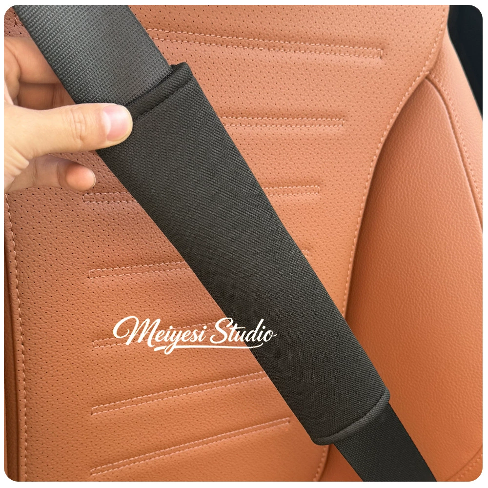 Автомобильный ремень безопасности с защитным плечом со льдом