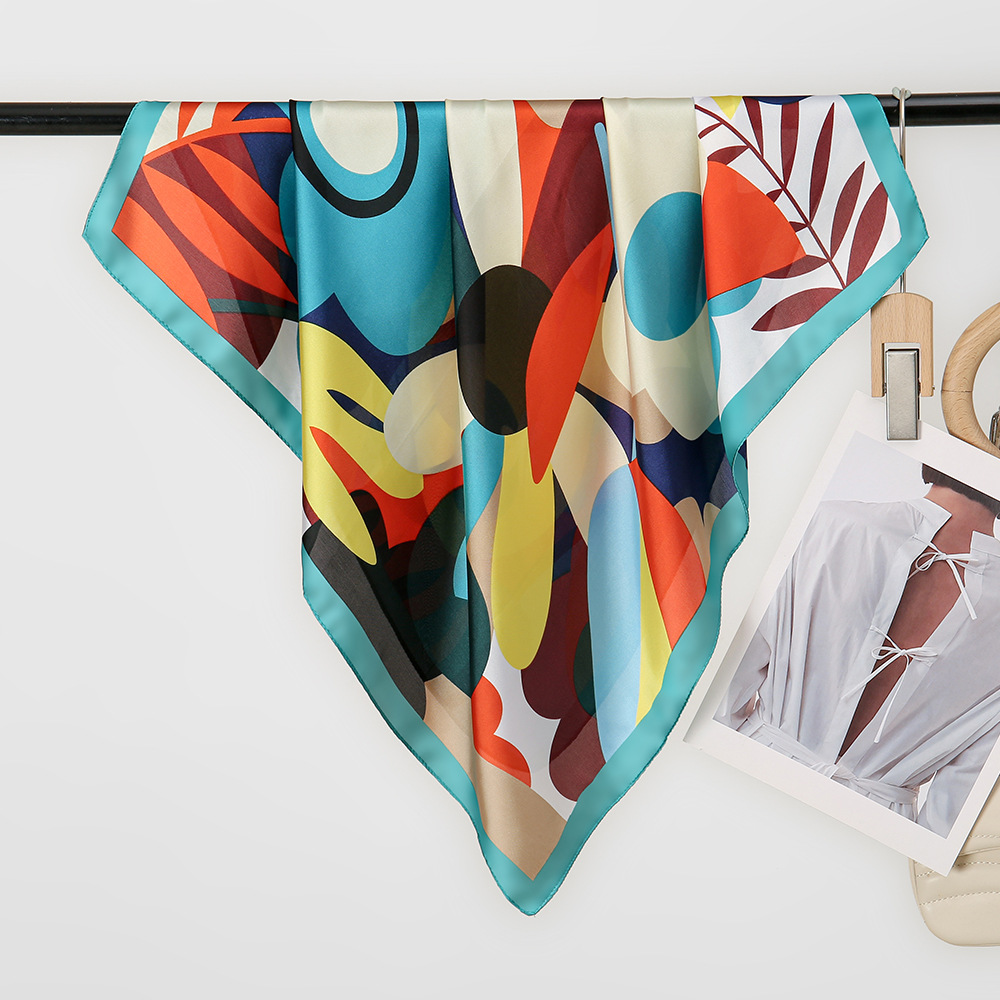 Nuevas flores transfronterizas de moda bufandas de seda 70 bufandas cuadradas de seda de impresión de color accesorios de alta calidad bufandas damas