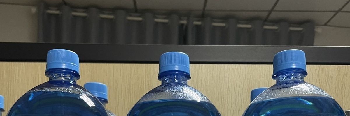 Suitable for all seasons, eliminates freezing point issues in windshield washer fluid, tree sap, and shellac ℃ The main 10 types of car oil