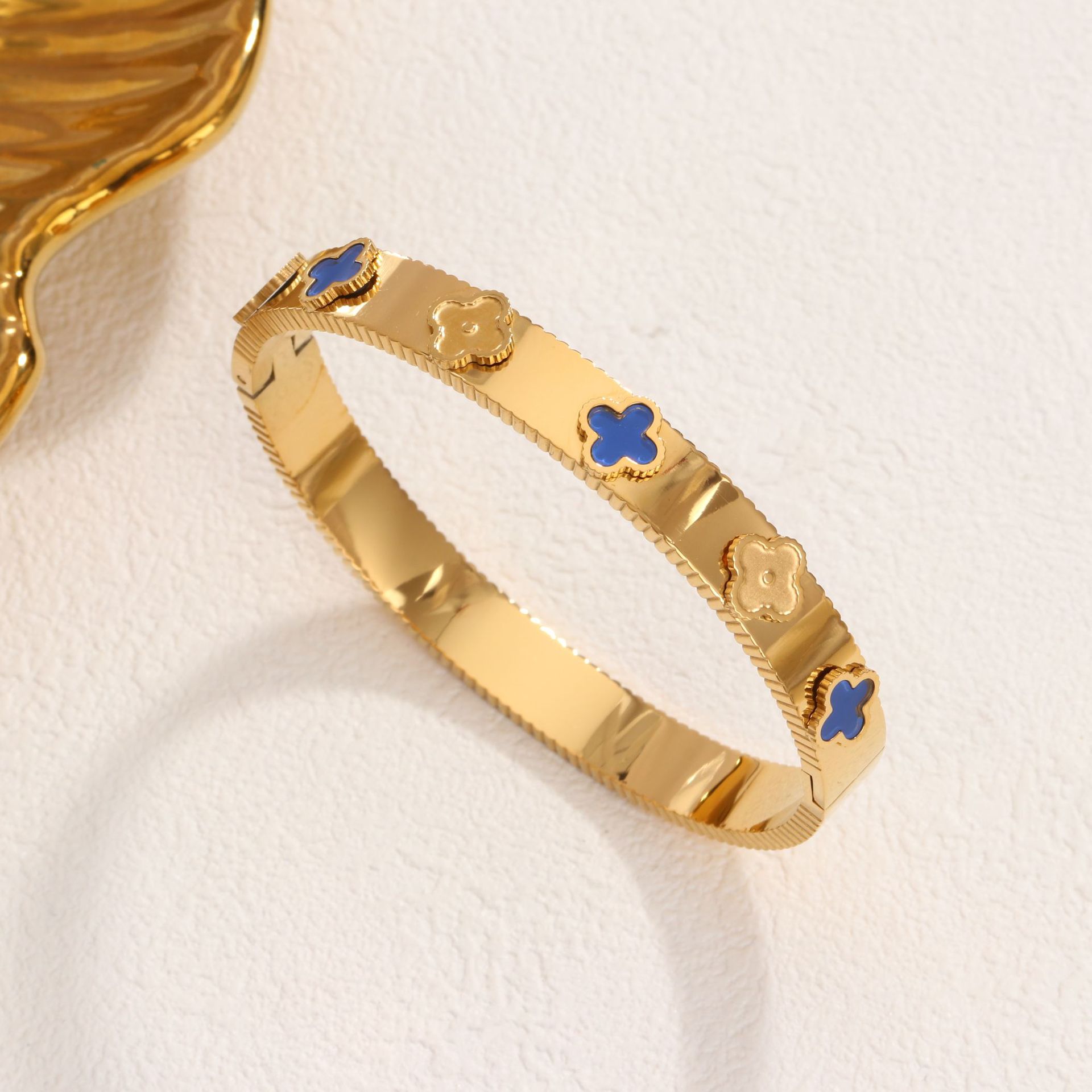 11 네잎꽃 블루 쉘 팔찌 골드