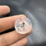 圆形白色狐狸玉石吊坠