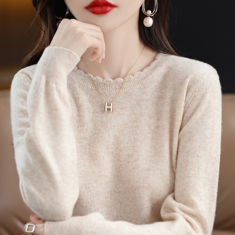 2024 autumn and winter sweater soft glutinous casual lace round neck bottoming shirt women's new sweater long sleeve sweater loose