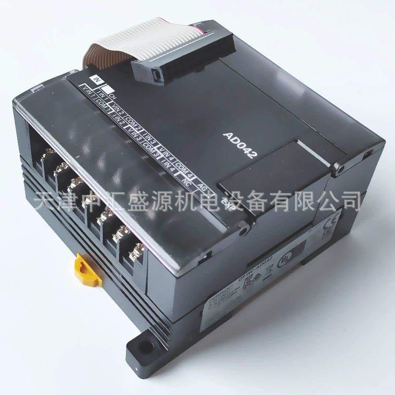 Слот 1 доски варианта CP1W-DAM01 Омрон только может установить 4 Лине * Дисплей ЛКД характеров 12