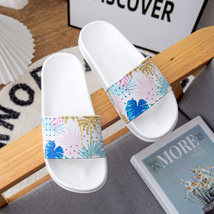 �S�����Q������Ů�҃ȼҾ�ϴ����H��ЬŮ���⴩һ����Ь�ͻ��p��