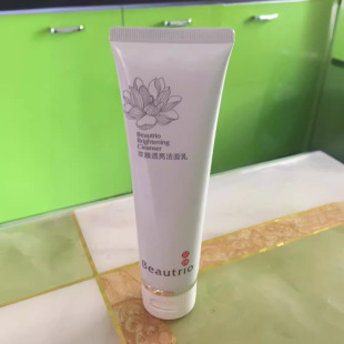 �o�ޘO����͸��������ϴ����100ML���l