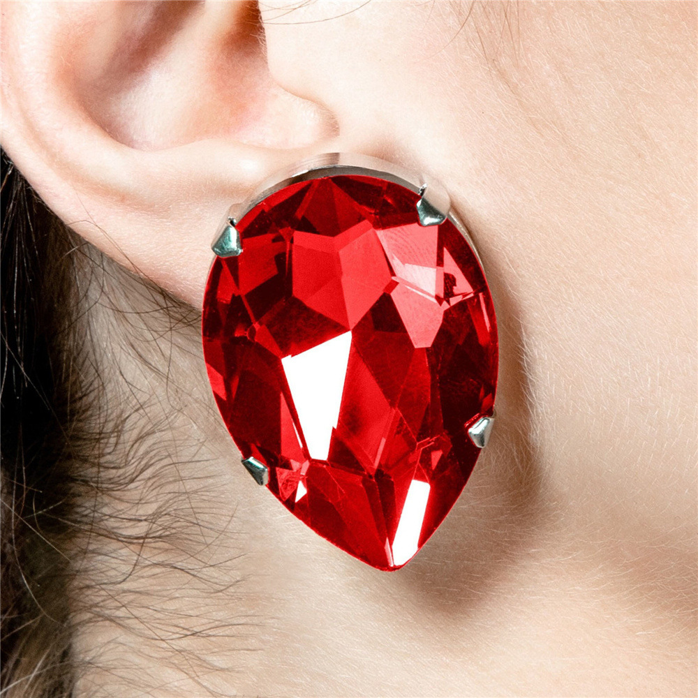 red crystal earings