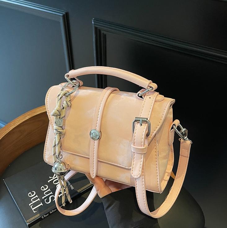 Bagos de estilo exterior para damas 2025, nuevo bolso de mano popular, bolso de mano caliente, bolso de alta calidad.